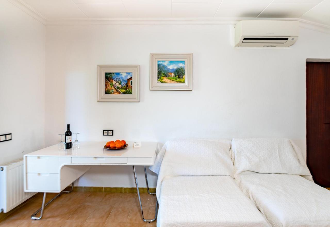 Finca Hotel Rural Predio Son Serra 캔 피카폴트 외부 사진
